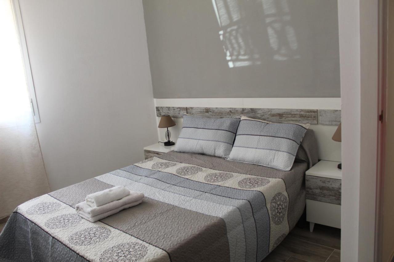 Apartamento Guadiaro 3 Ainhoa เบเนาจ์อัน ภายนอก รูปภาพ